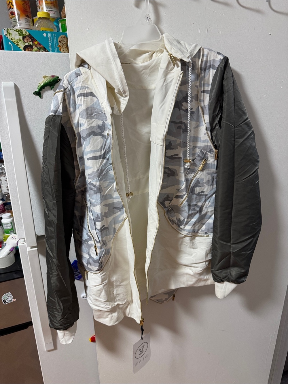 Men's White & Gray Camo Hooded Windbreaker Jacket